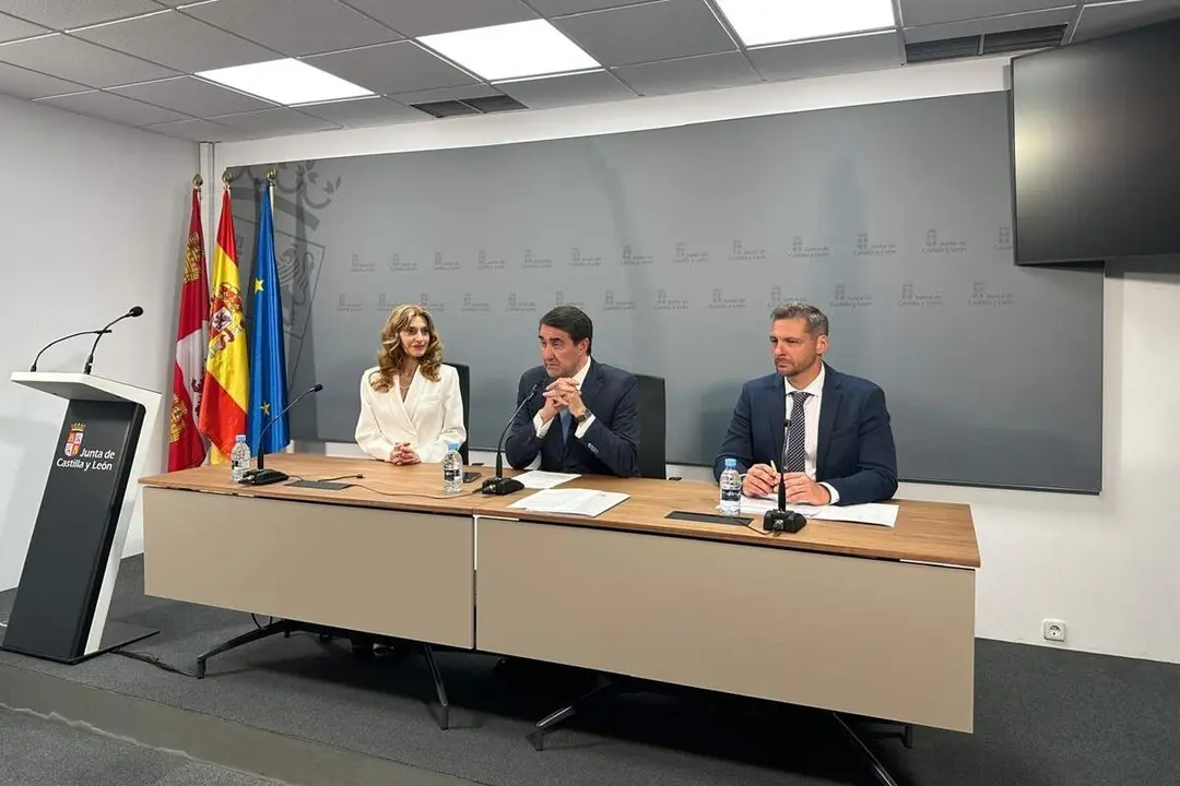 Presentacion nuevas convocatorias programas empleo y autoempleo consejero Juan Carlos Suarez-Quinones jcyl