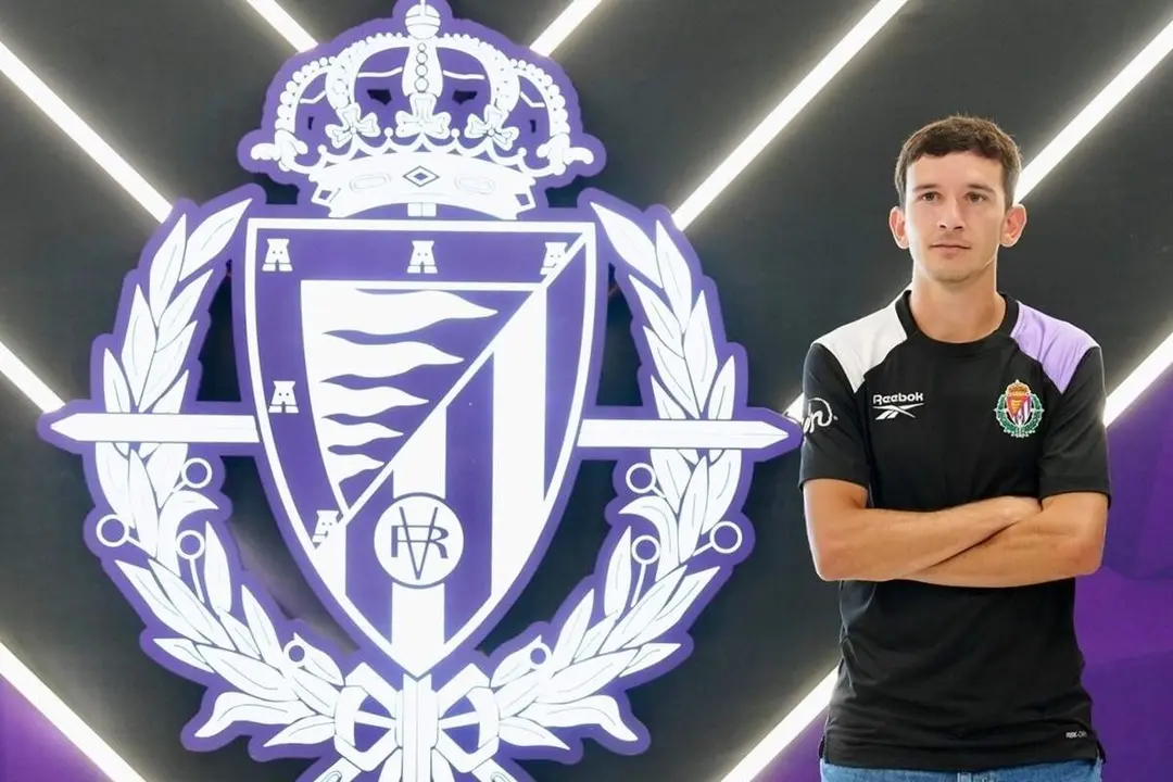 Presentacion Luis Chacon nuevo jugador Real Valladolid comparecencia Zorrilla