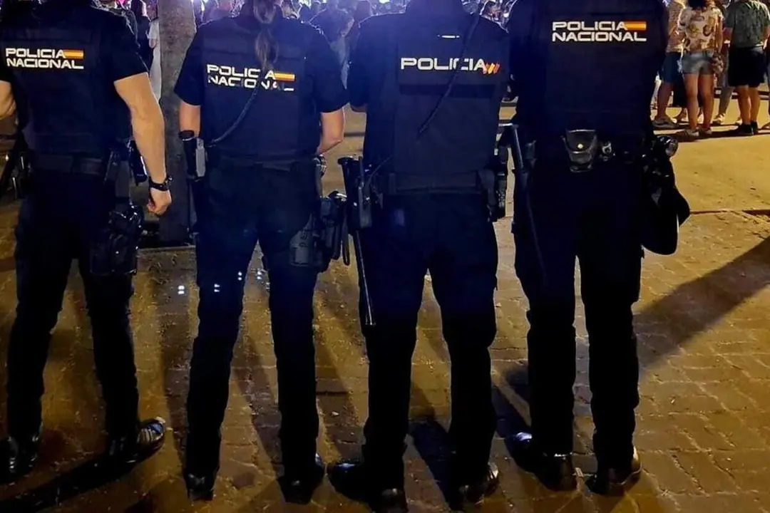 Agentes Policia Nacional intervencion noche agresiones sucesos Valladolid