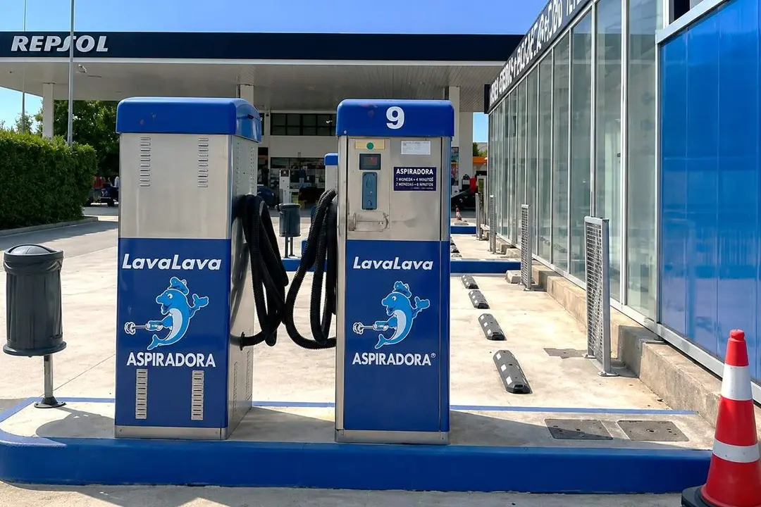 Estacion servicio lavaderos vehiculos aspiradores robos Valladolid empresa LavaLava