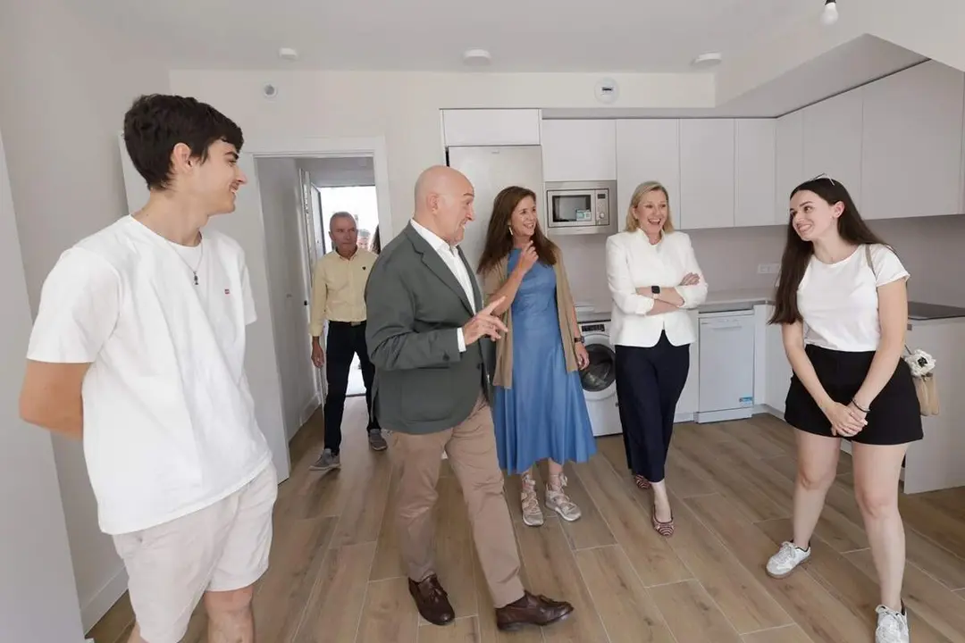 Entrega llaves viviendas alquiler joven Los Viveros Valladolid Ayuntamiento