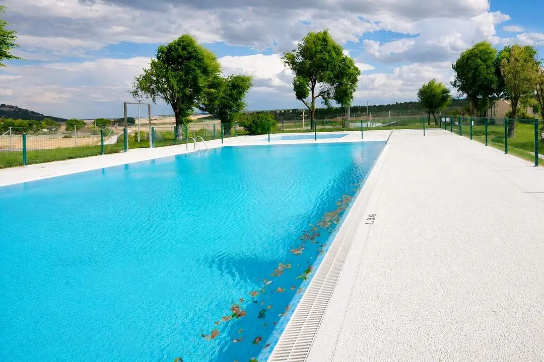 Incidente piscina Castrillo Tejeriego personas atendidas inhalacion gas cloro provincia Valladolid