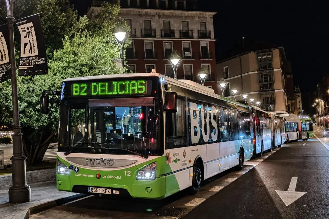 Parada lineas Buho autobus Auvasa Fuente Dorada centro Valladolid