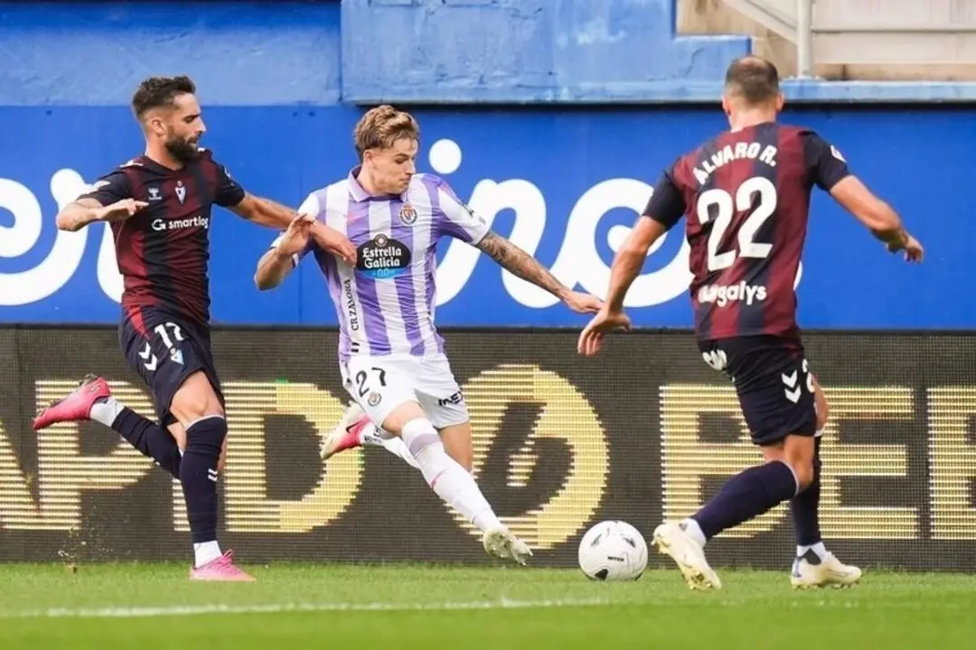 Cronica derrota partido Eibar vs Real Valladolid Ipurua Segunda