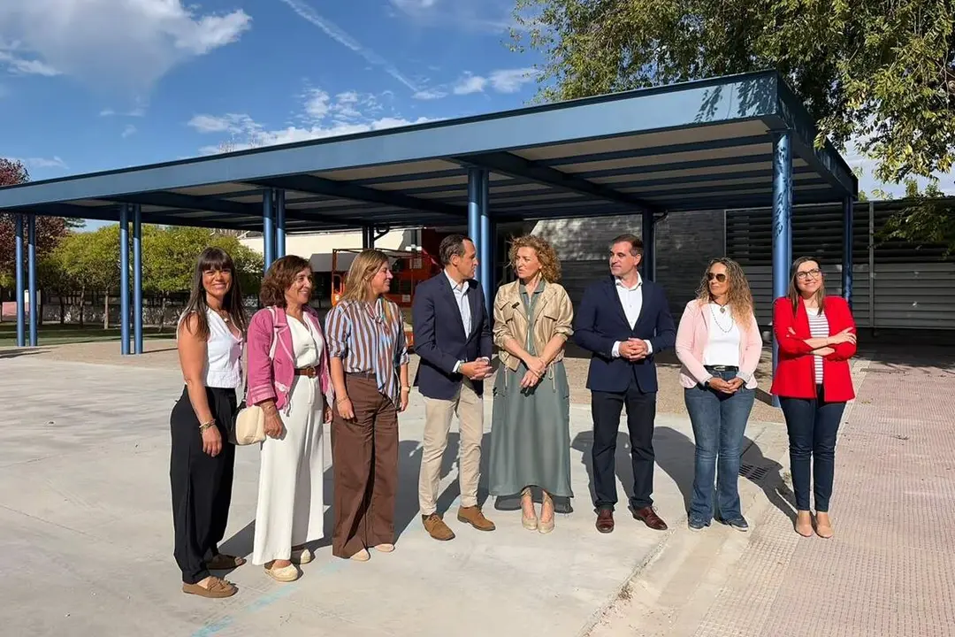 Visita obras cubierta CEIP Miguel Delibes Aldeamayor de San Martin jcyl Diputacion Valladolid