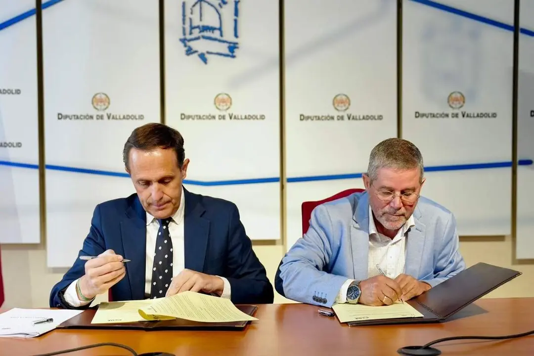Convenio colaboracion Diputacion Valladolid y Ceoe 2026 firma Conrado Iscar y Carlos Magdaleno