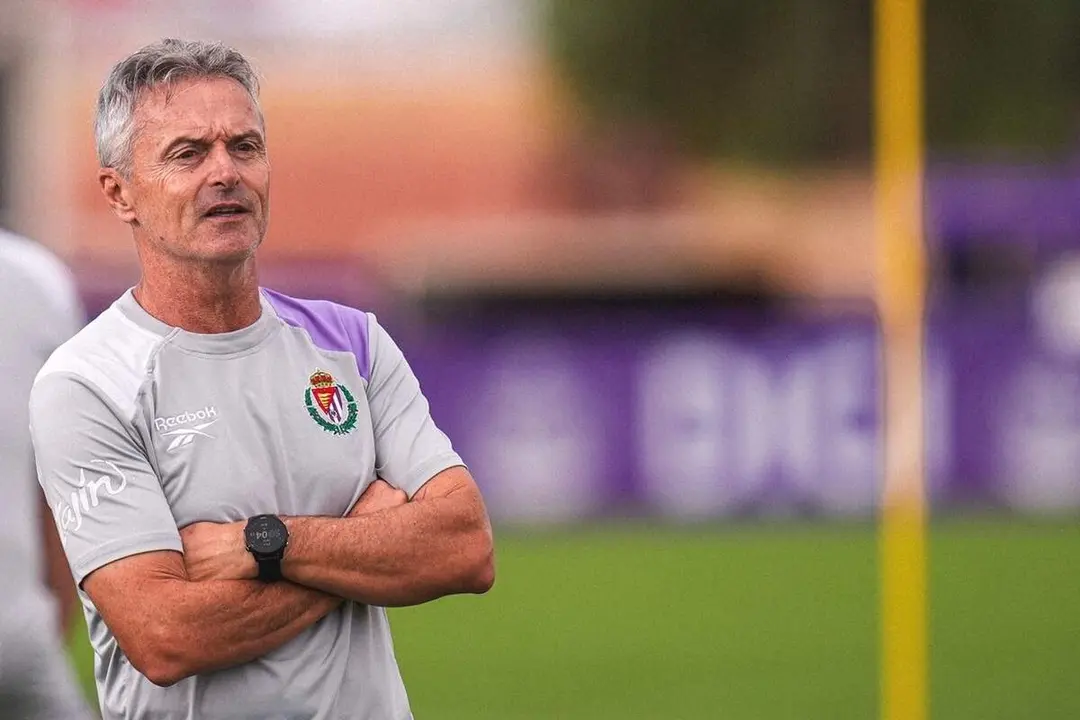 Fran Escriba tecnico Real Valladolid valoracion cierre mercado fichajes entrenamiento