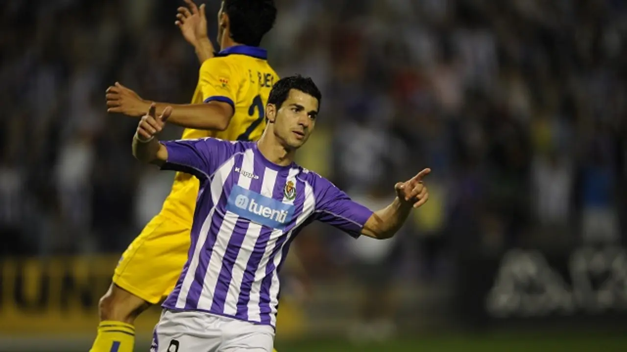 Javi Guerra durante su etapa como jugador blanquivioleta | Fuente: Real Valladolid