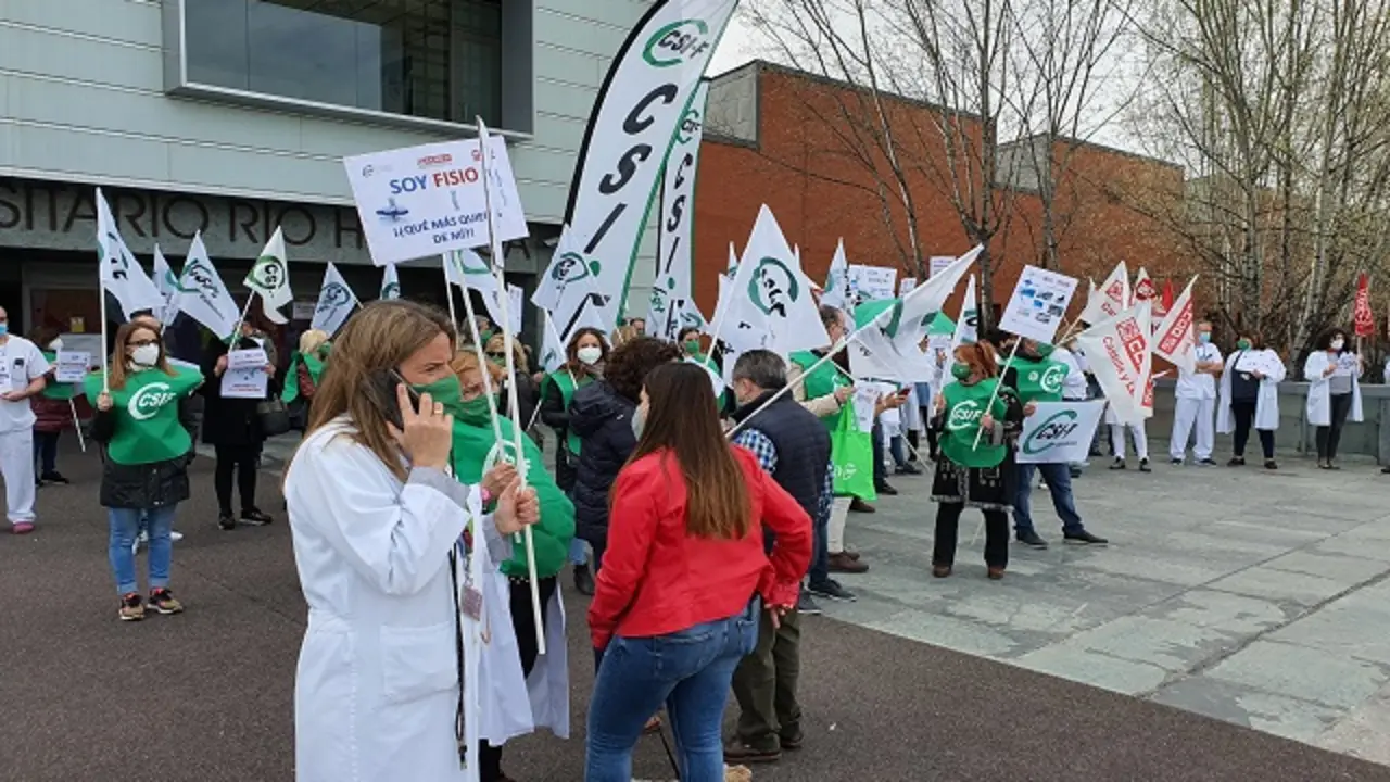 Concentraci&oacute;n de los sanitarios en Valladolid | Fuente: CSIF Castilla y Le&oacute;n