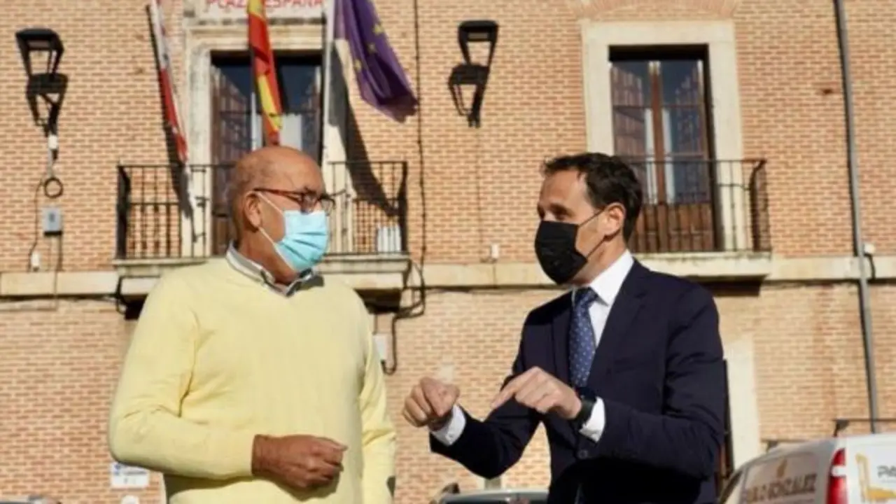 El presidente de la Diputaci&oacute;n de Valladolid visita la localidad de La Seca