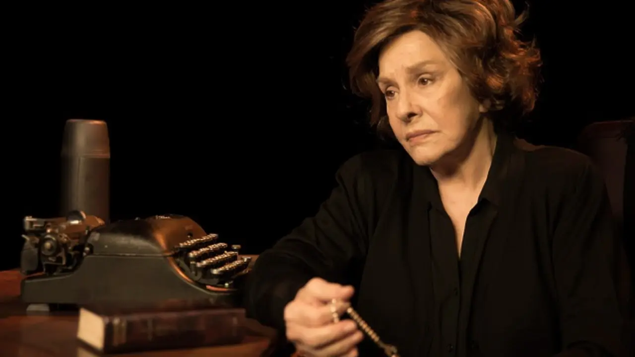 Lola Herrera durante su interpretaci&oacute;n en 'Cinco horas con Mario'