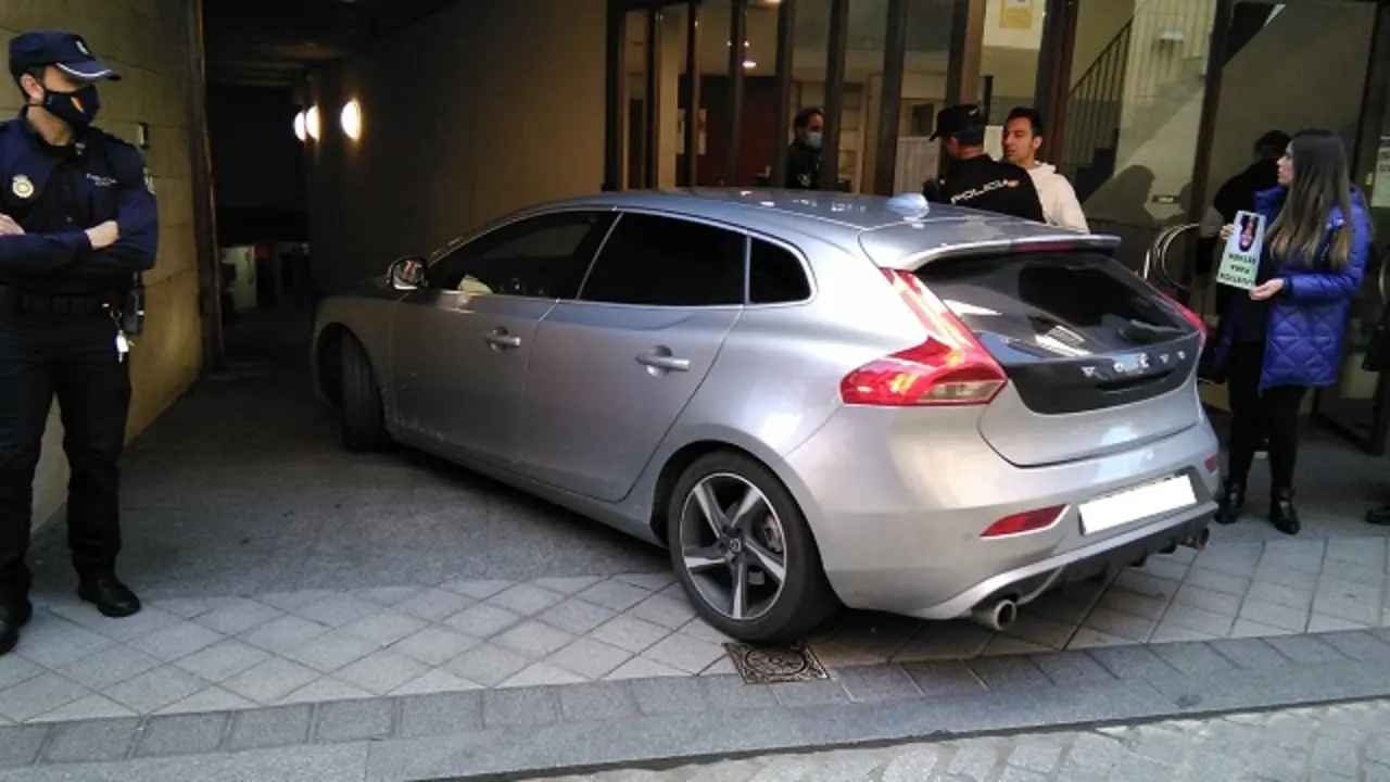 &Oacute;scar S. entra a los Juzgados de Valladolid para declarar como investigado en el caso Esther | Valladolid Plural