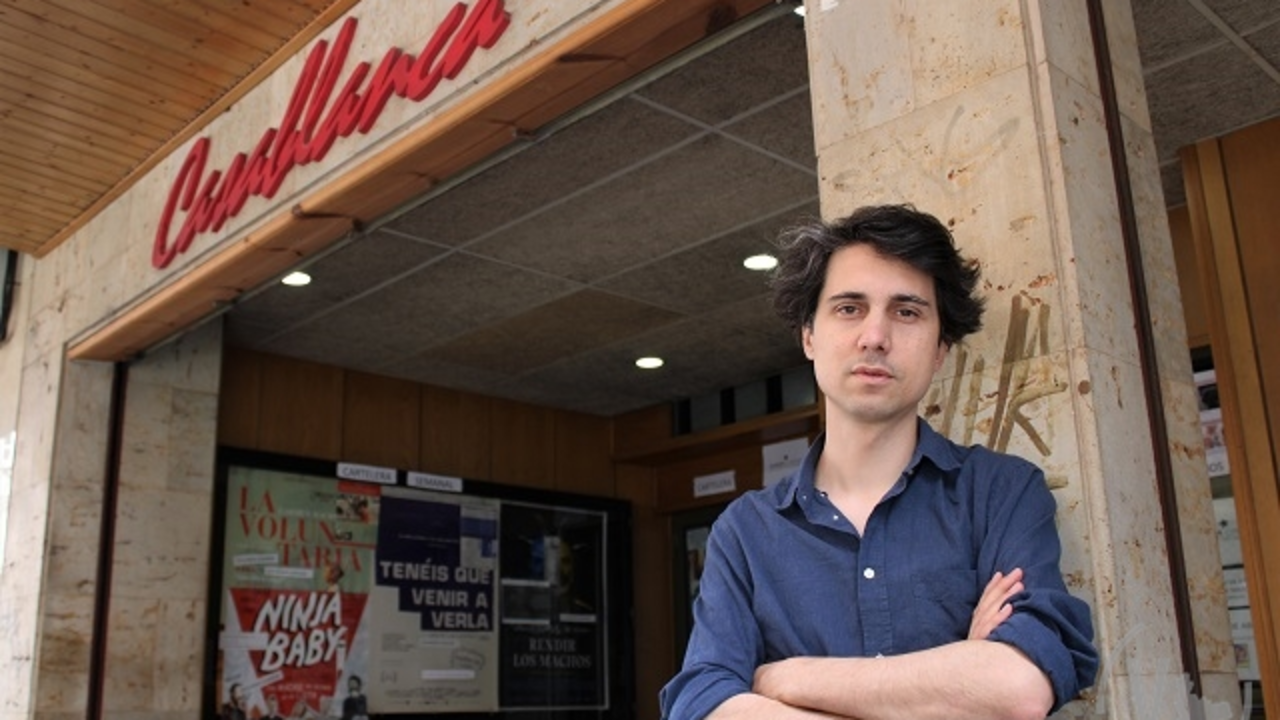 El cineasta espa&ntilde;ol Jon&aacute;s Trueba en los Cines Casablanca | Valladolid Plural