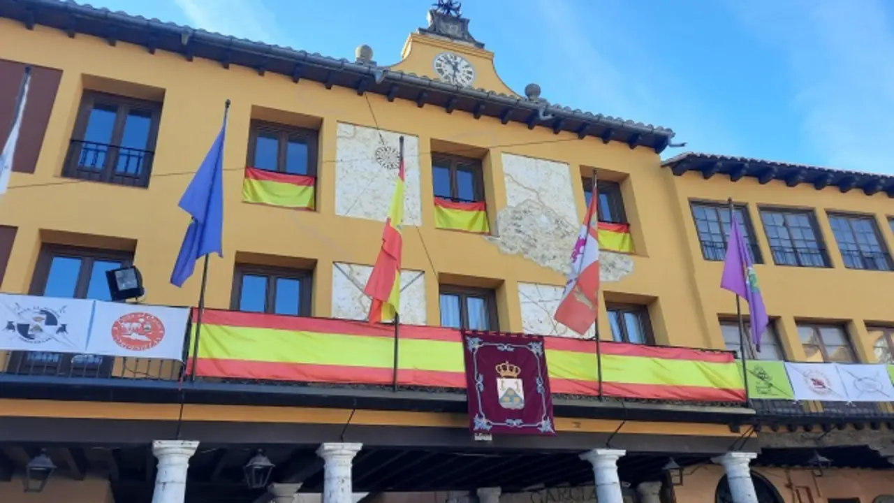 Fachada del Ayuntamiento de Tordesillas | Valladolid Plural