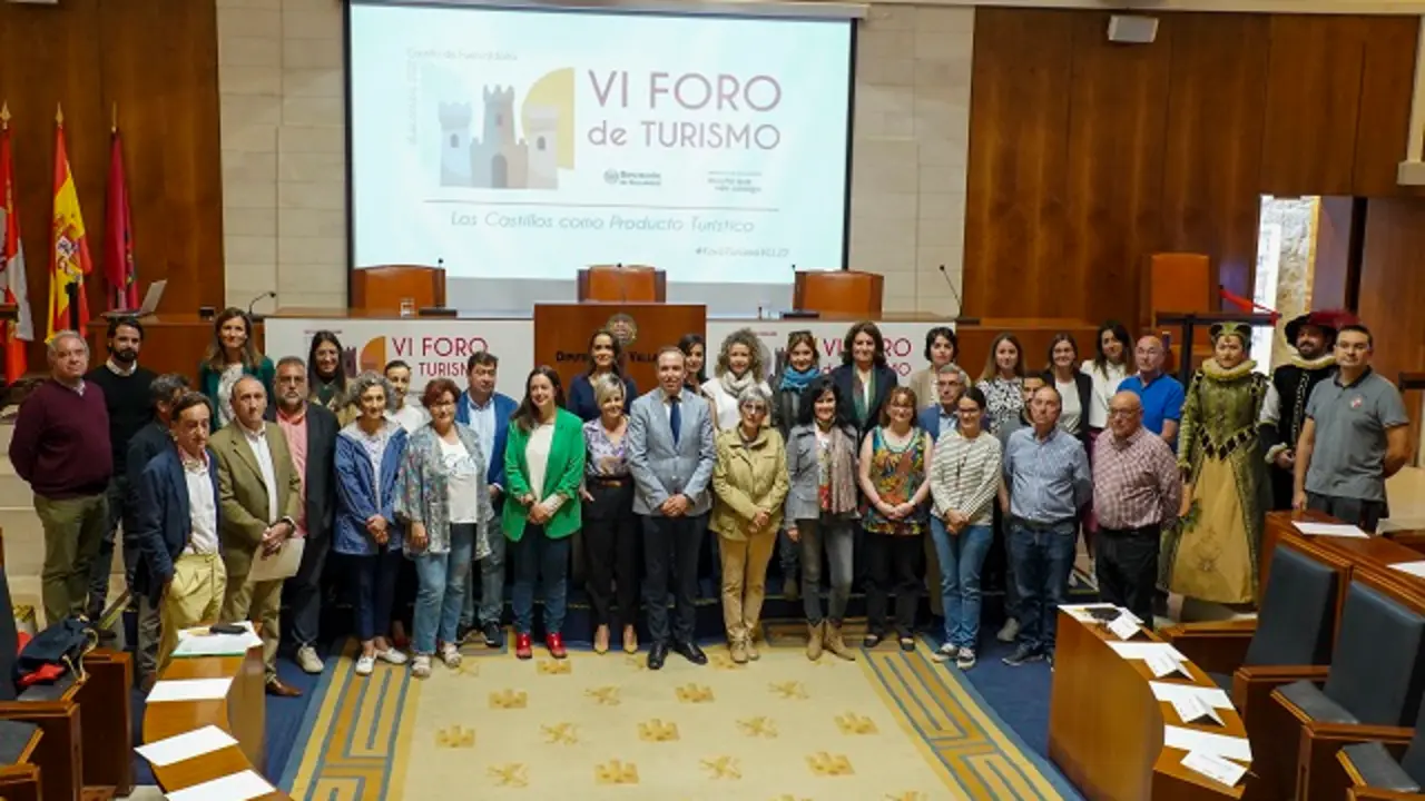 Fuensalda&ntilde;a, Valladolid. 18/10/2022. Castillo de Fuensalda&ntilde;a  La Diputaci&oacute;n de Valladolid celebra el VI Foro de Turismo Provincia de Valladolid &lsquo;Los castillos como producto tur&iacute;stico&rsquo;. FOTO/DPV/Miguel &Aacute;ngel Santos