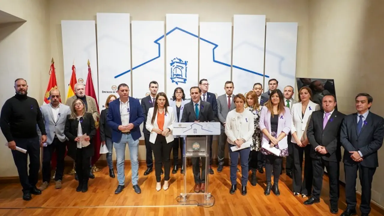 Valladolid. 25/11/2022. Lectura del Manifiesto contra la violencia de g&eacute;nero. FOTO/DPV/Miguel &Aacute;ngel Santos