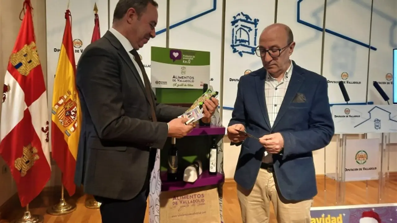 Presentaci&oacute;n campa&ntilde;a &lsquo;Esta Navidad comprar en tu comercio vecino tiene premio&rsquo; | Valladolid Plural