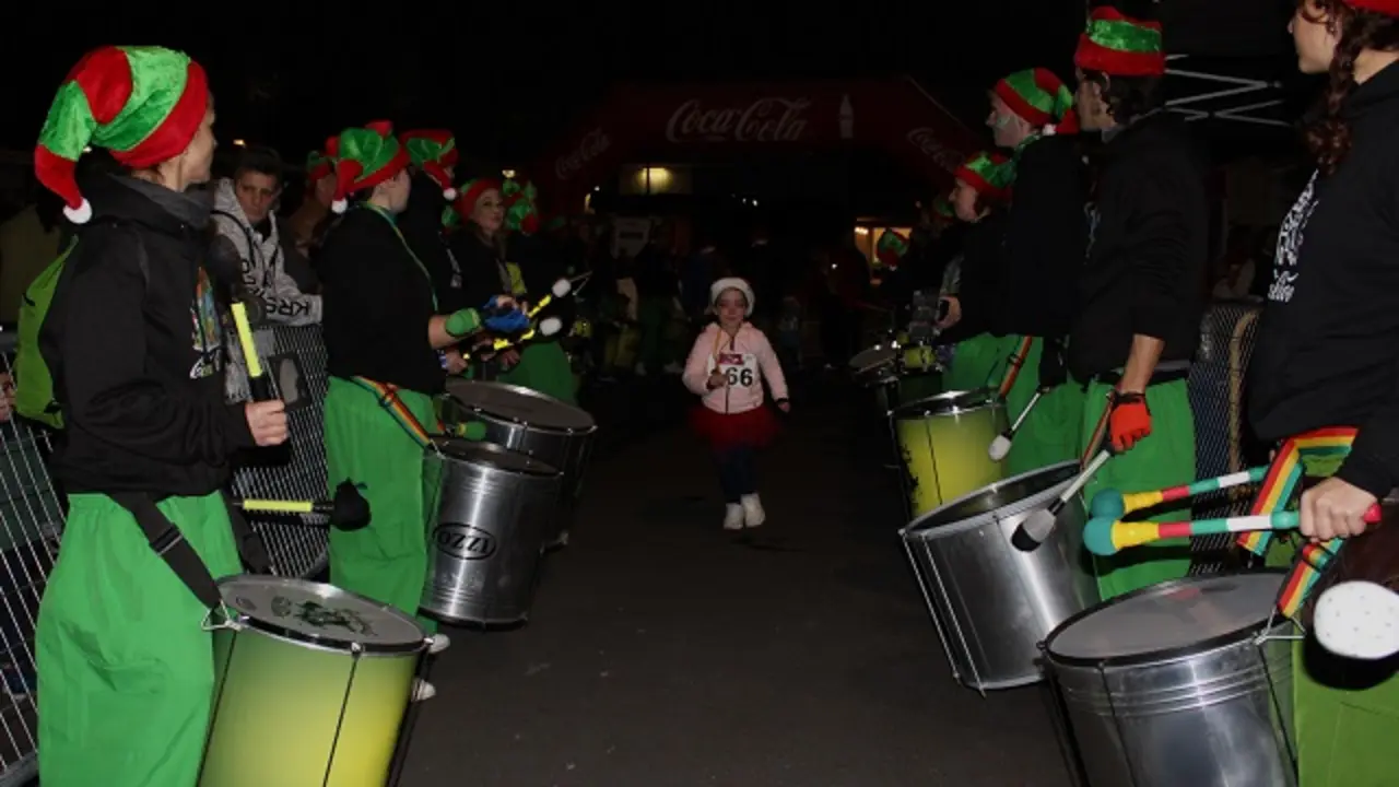 Carrera infantil de Papa Noel en Zarat&aacute;n | Valladolid Plural