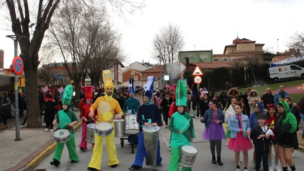 Desfile de Carnaval por las calles de Zarat&aacute;n | Valladolid Plural