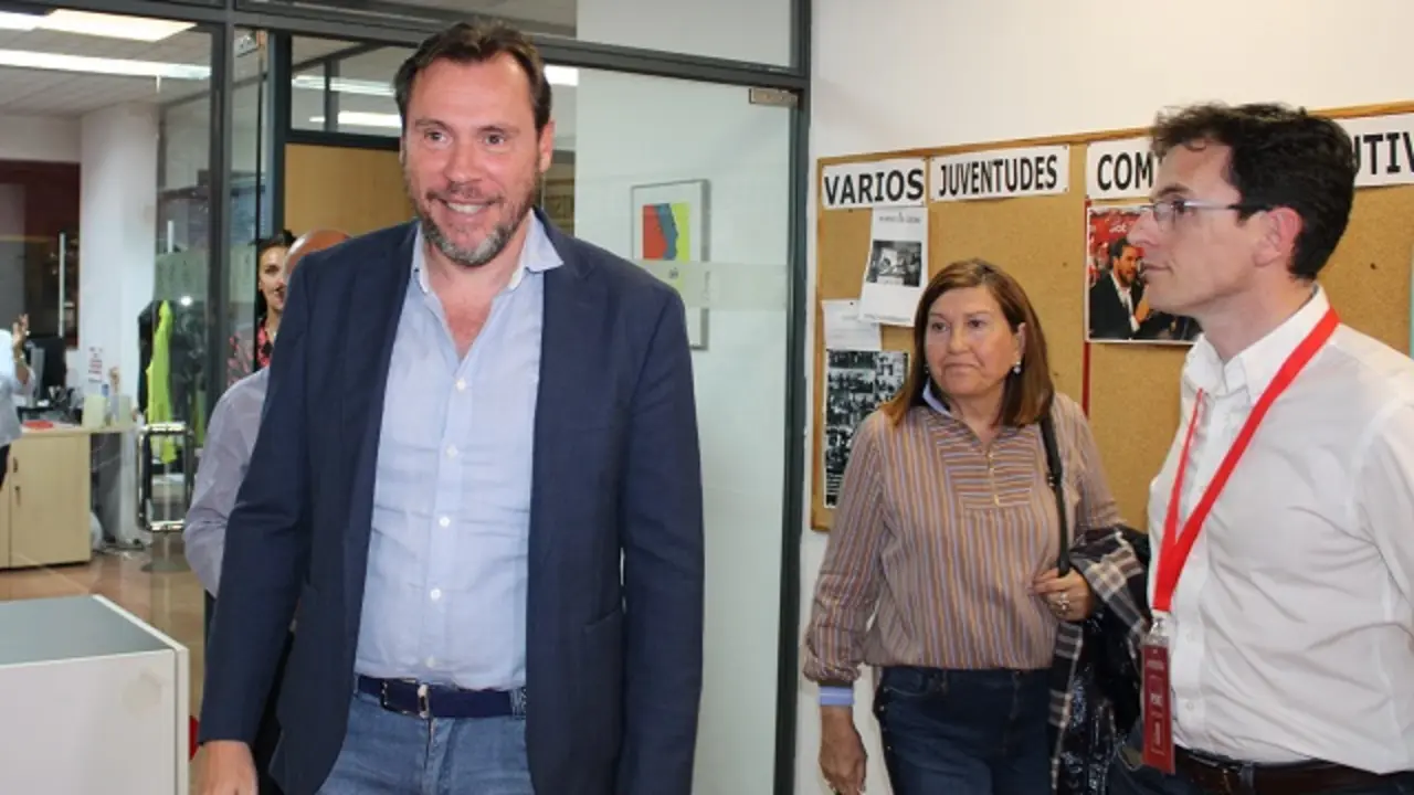 &Oacute;scar Puente, en la noche electoral en la sede del PSOE | Valladolid Plural