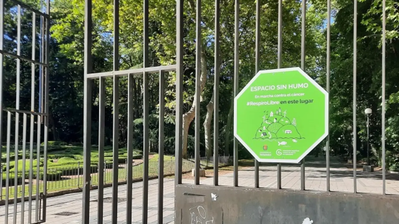 Se&ntilde;alizaci&oacute;n en Campo Grande como espacio sin humo | Valladolid Plural