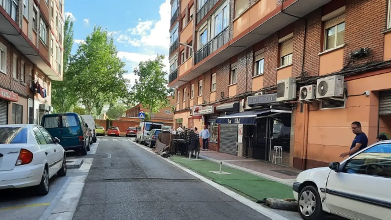 Lugar donde ocurri&oacute; el atropello junto a la terraza del bar '&Aacute;vila' | Valladolid Plural