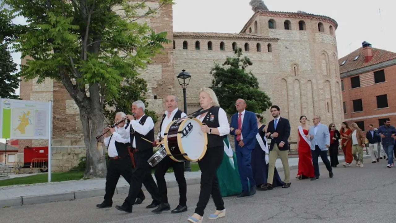 Pasacalles de las Fiestas de San Antonio en Mojados 2023 | Valladolid Plural