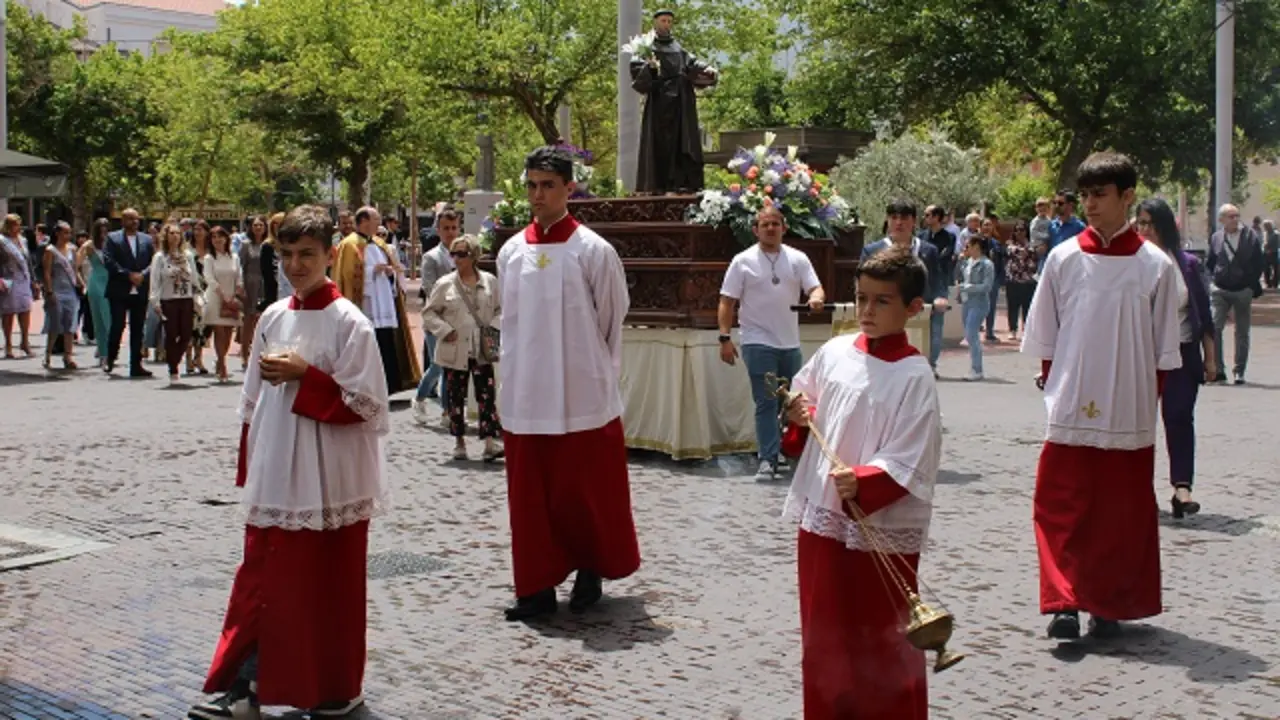 Procesi&oacute;n de San Antonio en Medina del Campo 2023 | Valladolid Plural
