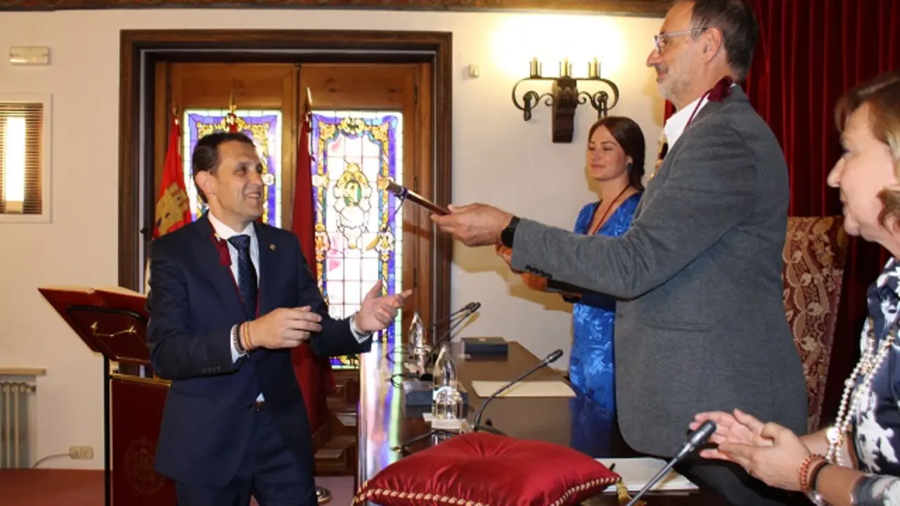 Toma de posesi&oacute;n de Conrado &Iacute;scar como presidente de la Diputaci&oacute;n de Valladolid | Valladolid Plural