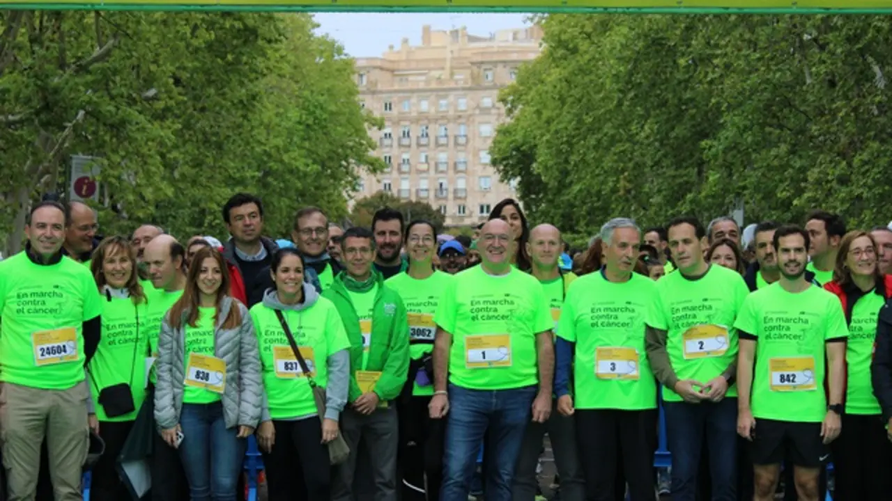 Inicio de la Marcha Contra el C&aacute;ncer Valladolid | Valladolid Plural