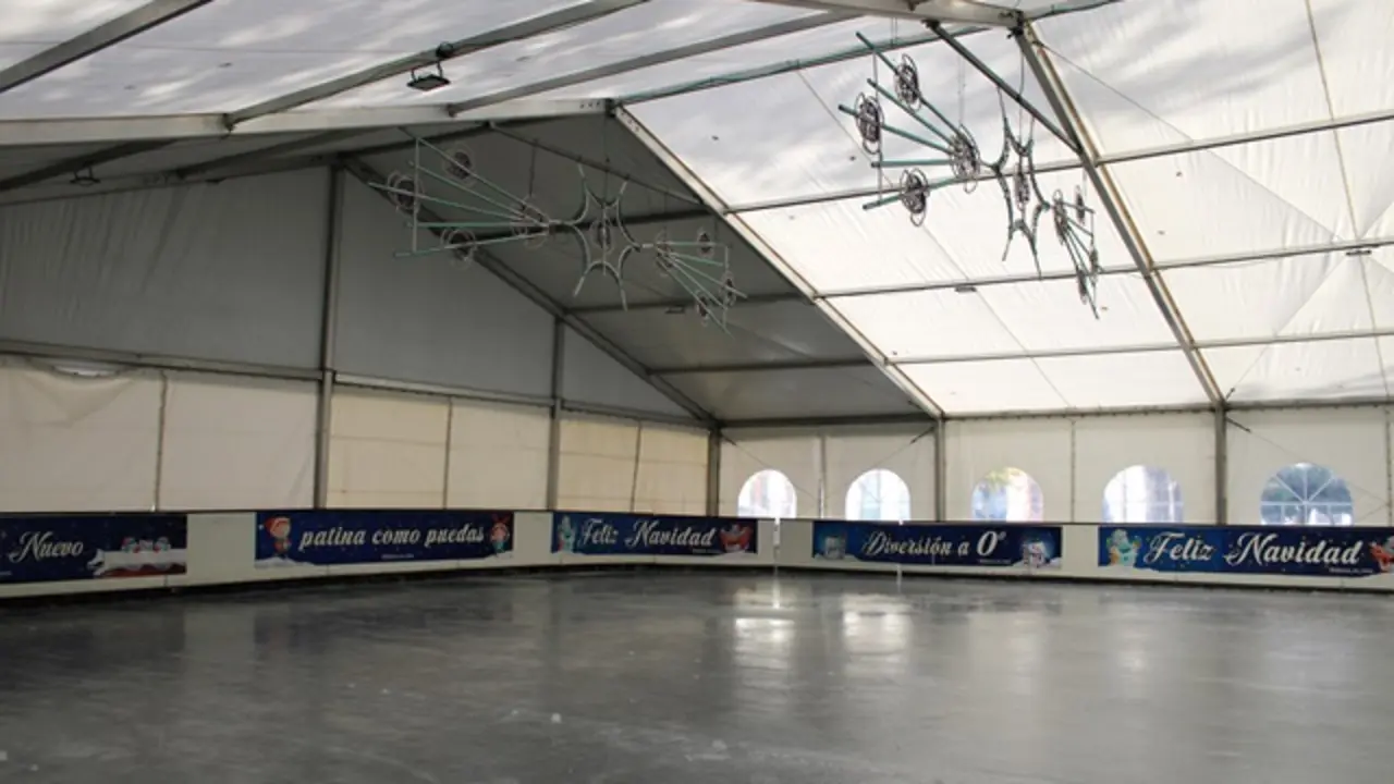 Pista de hielo cubierta en la Acera de Recoletos | Valladolid Plural