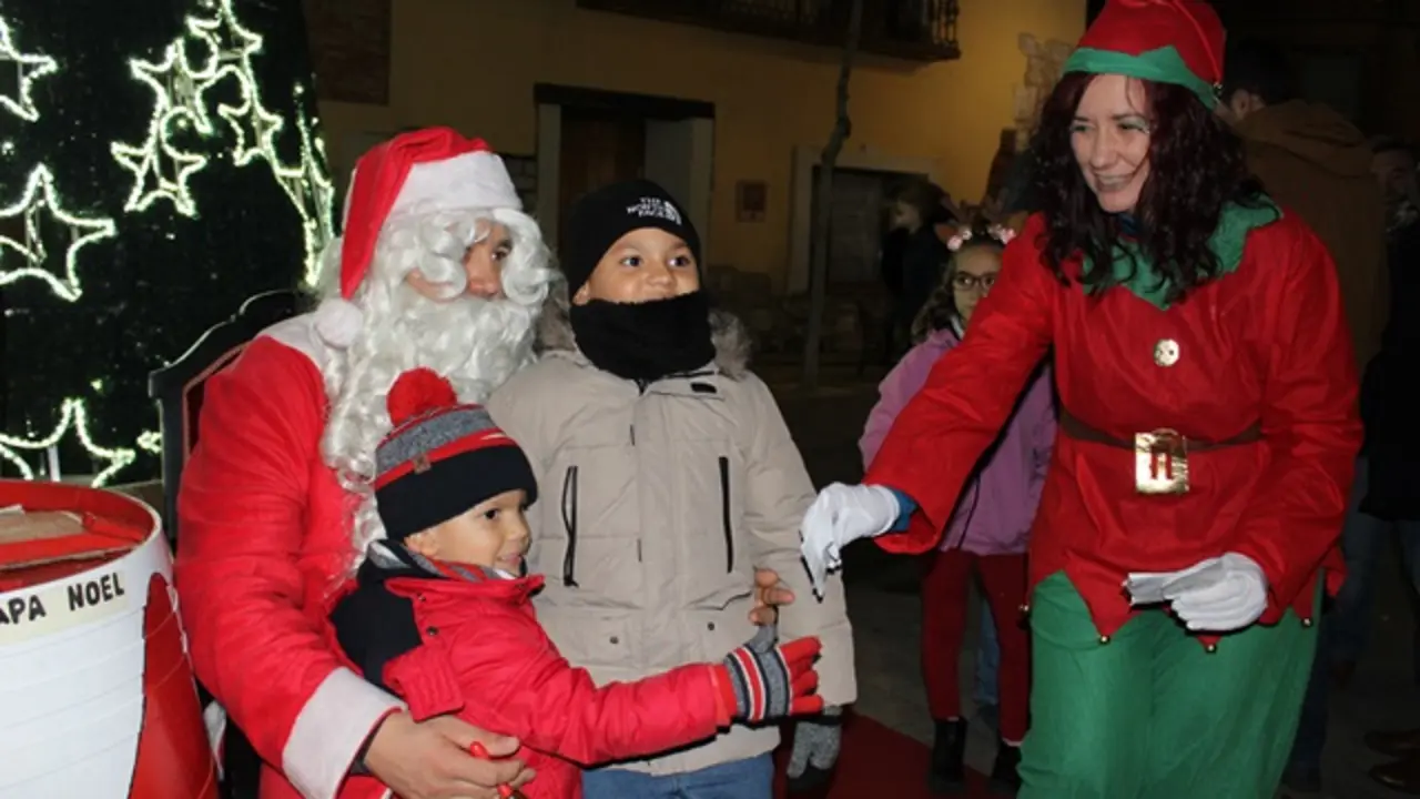 Papá Noel recoge las cartas de los niños de Cigales | Valladolid Plural