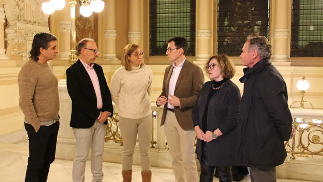Los concejales de PSOE y VTLP valoran los Presupuestos de 2024  | Valladolid Plural