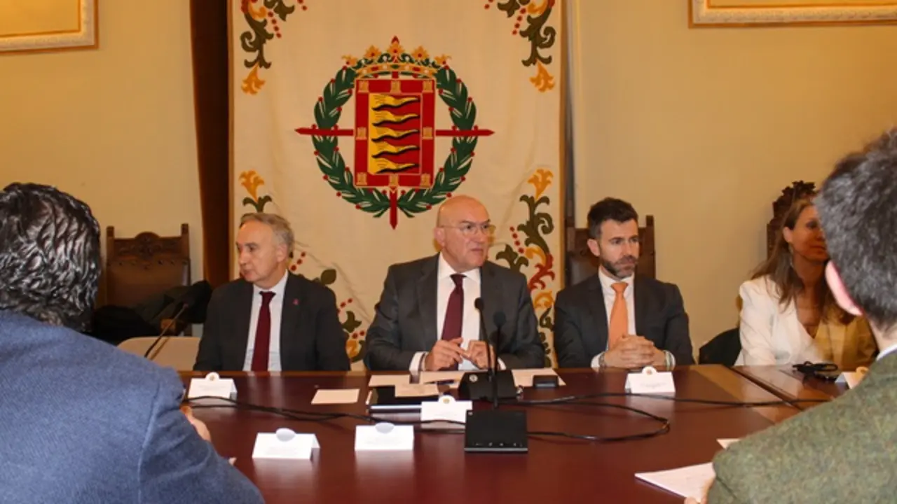 Carnero preside la segunda sesi&oacute;n de la Mesa del Soterramiento | Valladolid Plural