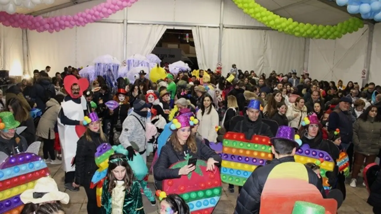 Concurso carnavalero en Santovenia de Pisuerga | Valladolid Plural