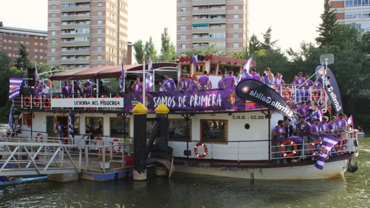 Llegada del Real Valladolid en la leyenda del Pisuerga | Valladolid Plural