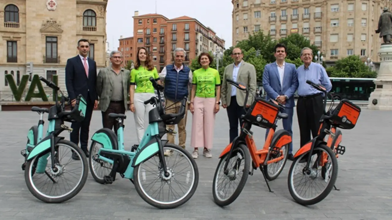 Salida de la II Valladolid Bike contra el C&aacute;ncer | Valladolid Plural