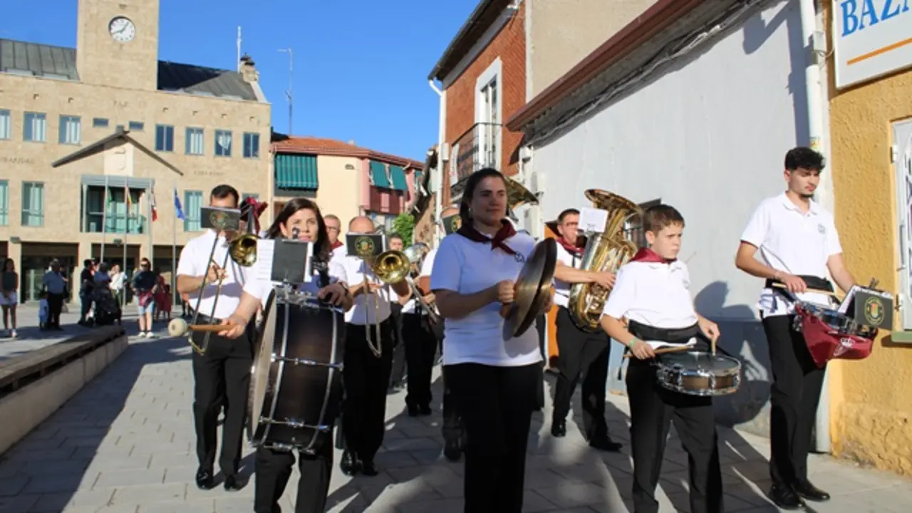 Pasacalles de Fiestas de la Banda de Música de La Cistérniga | Valladolid Plural
