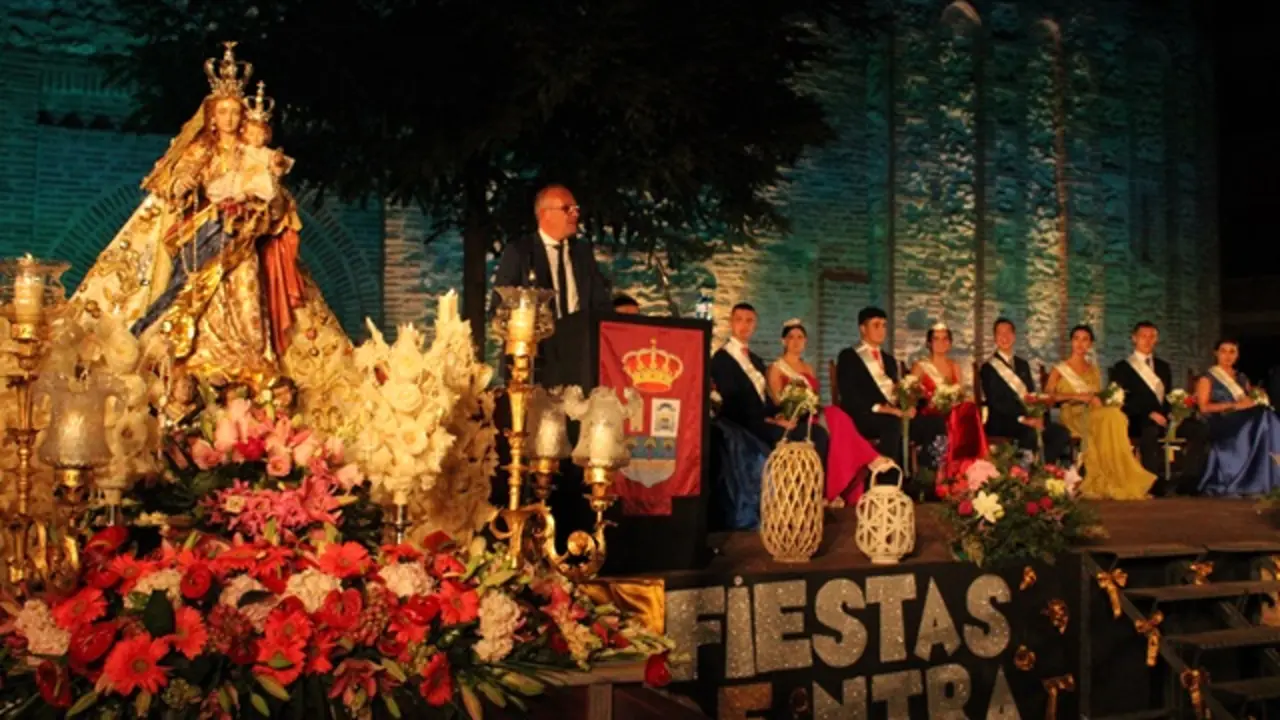 La Virgen del Rosario preside el pregón de las Fiestas de Mojados | Valladolid Plural