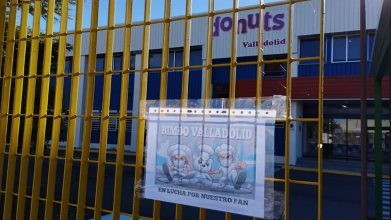 Plan de Bimbo de Valladolid con carteles de protesta | Valladolid Plural