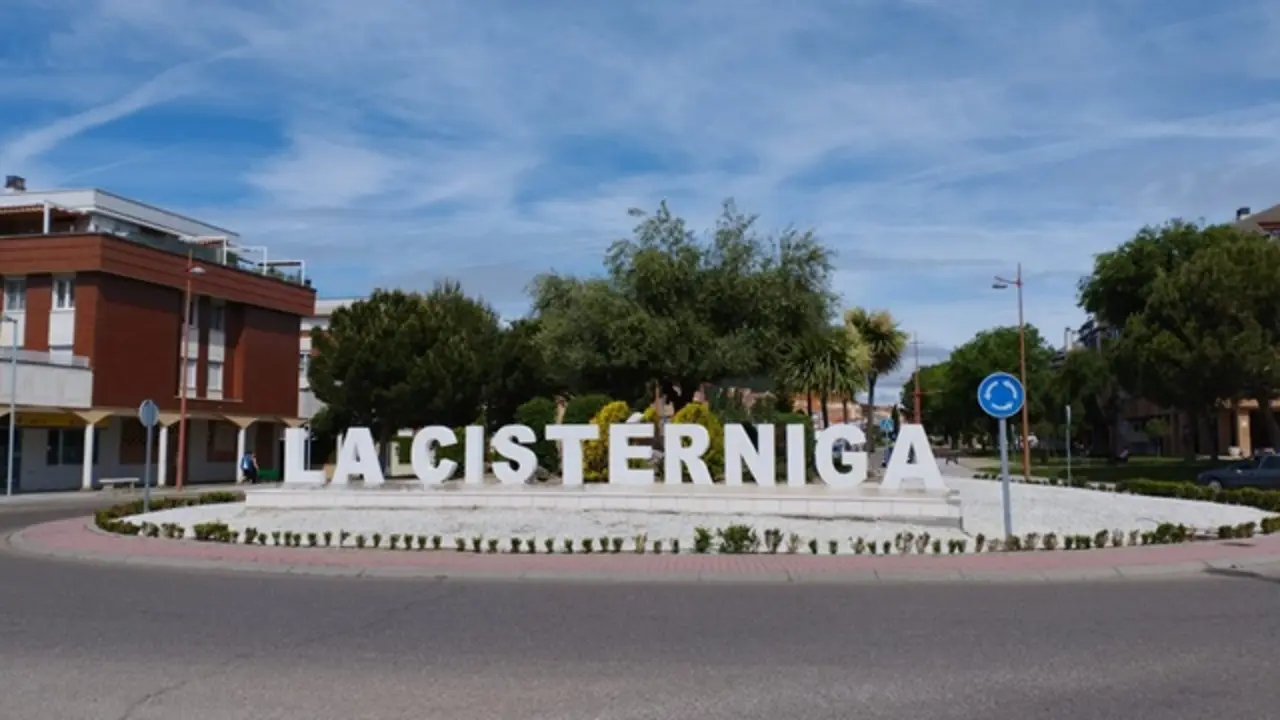 Letras con el nombre de La Cist&eacute;rniga situadas en la localidad | Valladolid Plural