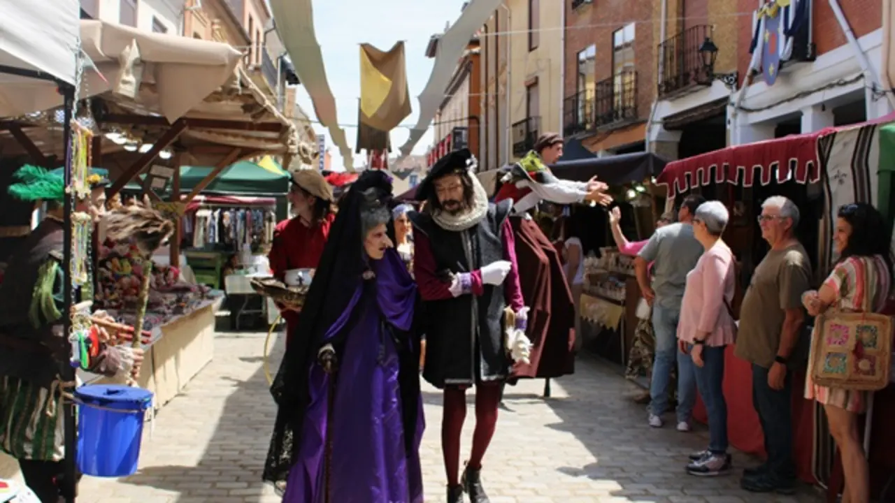 Inauguración Mercado Comarcal y Feria Agroalimentaria de Villalón | Valladolid Plural