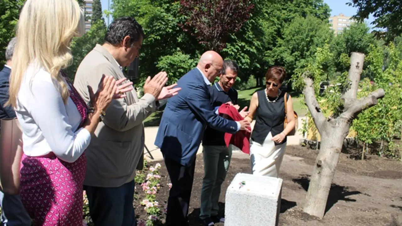 Homenaje a Estela Dom&iacute;nguez en la Rosaleda | Valladolid Plural
