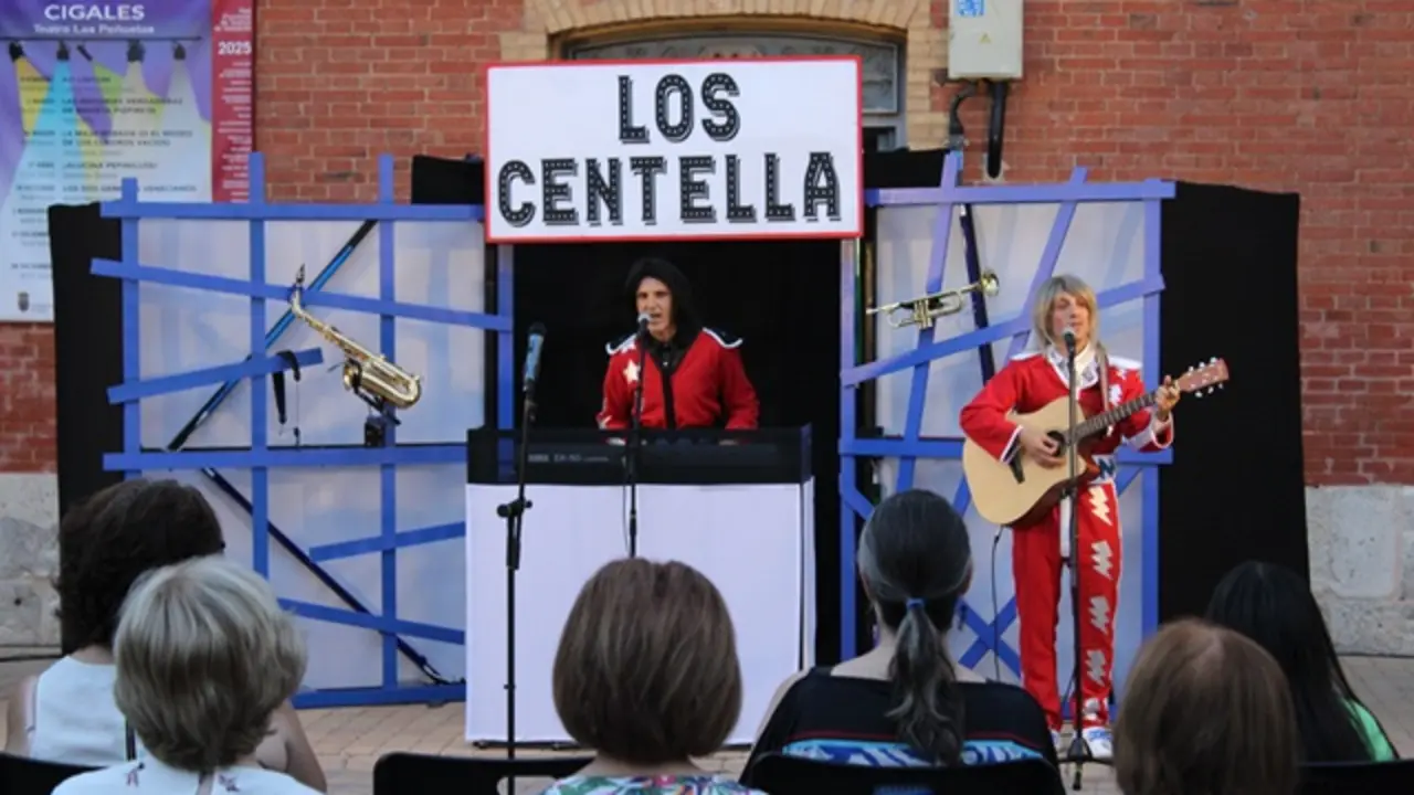 Actuación dentro del XX Festival El Arte está en la Calle | Valladolid Plural