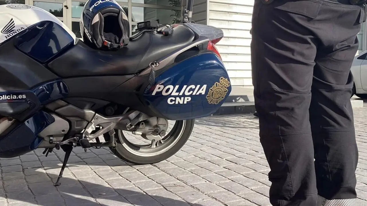 Moto y agente Policia Nacional Valladolid sucesos intervencion detenciones