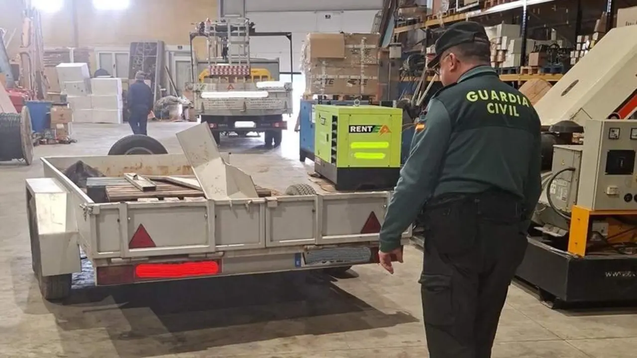 Investigacion Guardia Civil robo remolque investigados padre y su hijo Iscar sucesos