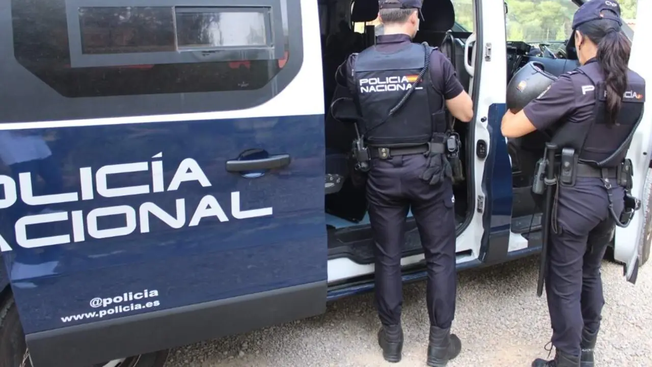 Furgon Policia Nacional de Valladolid agentes detenciones sucesos