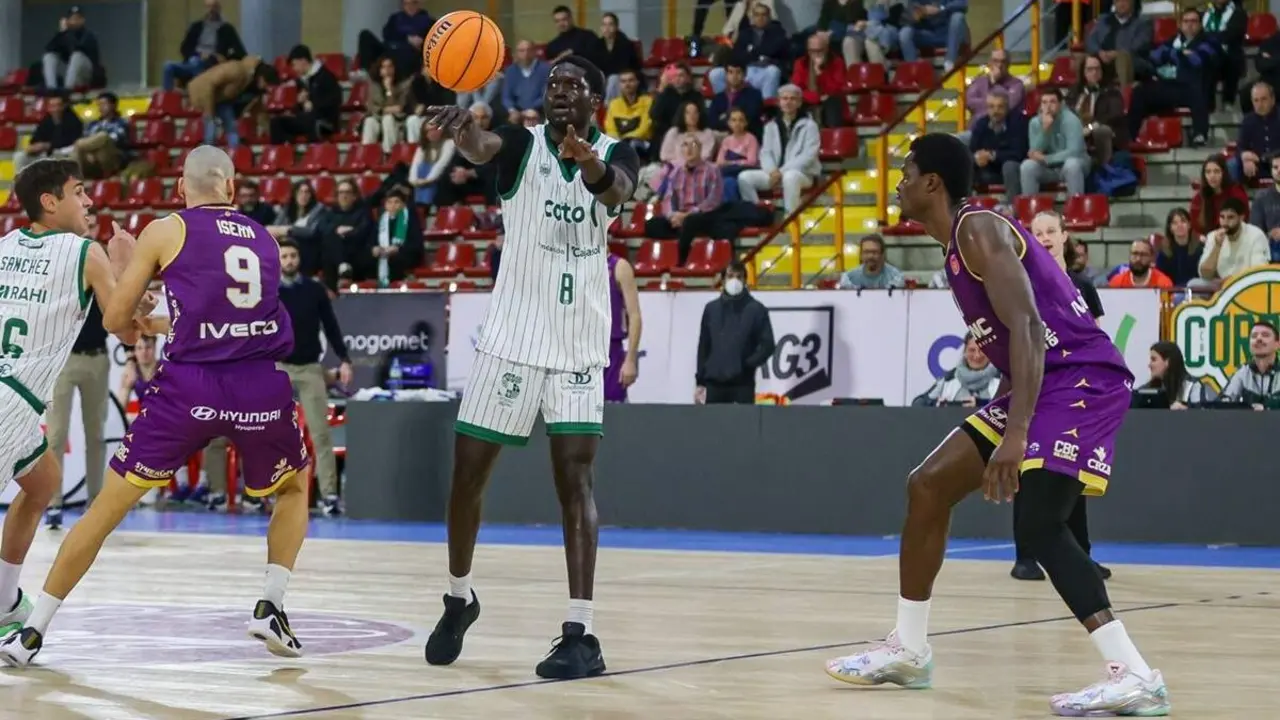 Coto Cordoba vs Baloncesto Ciudad Valladolid cronica derrota decima jornada Segunda FEB