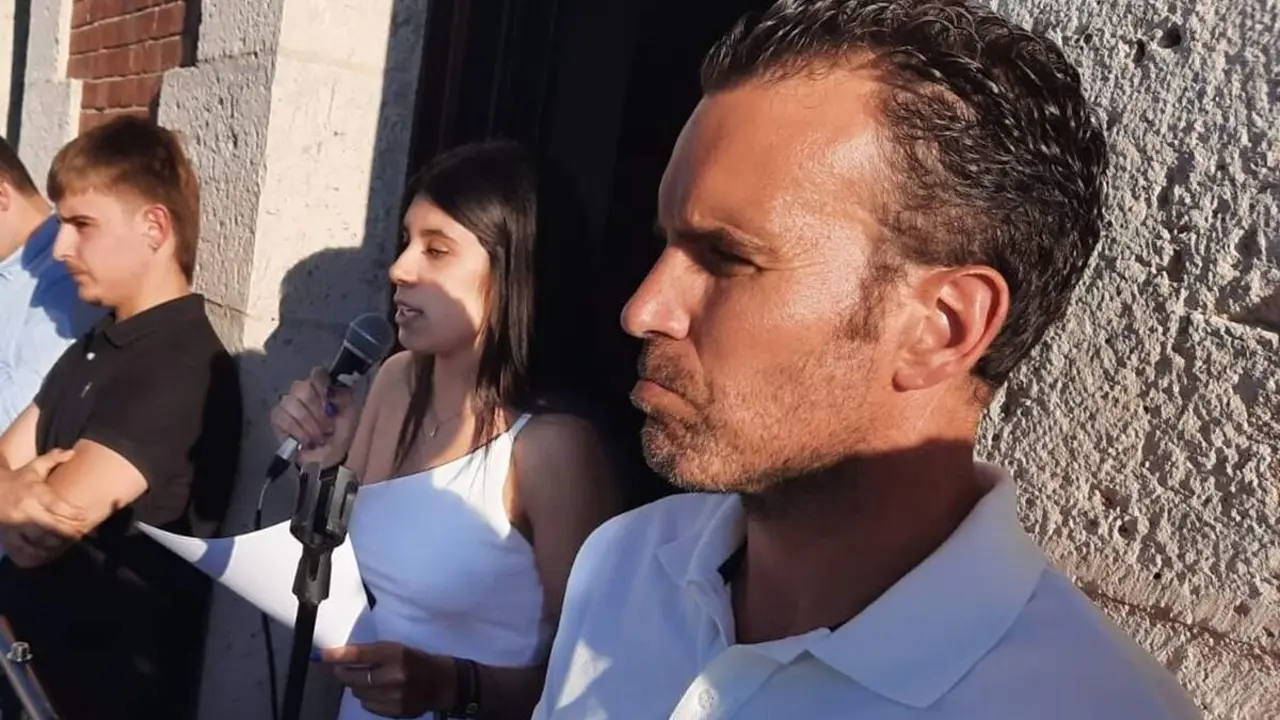 Noel Serna alcalde Montemayor de Pililla baja militante PSOE