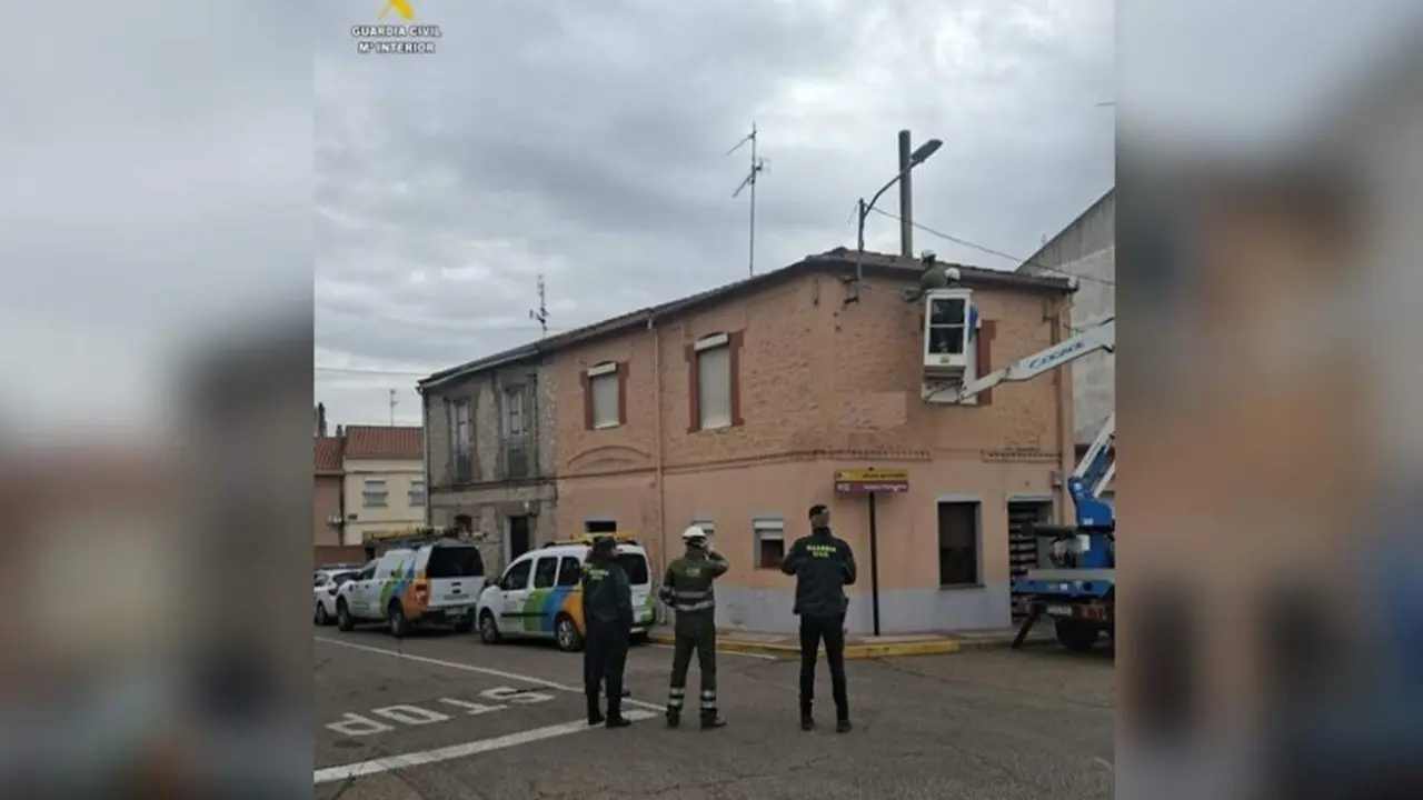 Intervencion Guardia Civil enganches ilegales okupacion Iscar y Pedrajas